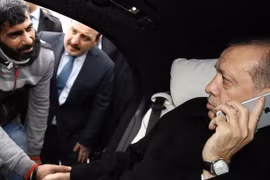 Tổng thống Thổ Nhĩ Kỳ cứu sống người đàn ông sắp tự tử