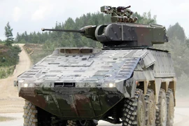 Quân đội Đức đặt hàng 131 chiếc xe bọc thép chở quân Boxer 8x8