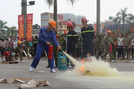 Nâng cao kỹ năng, xử lý nhanh tình huống hỏa hoạn