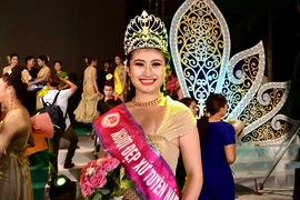 Cận cảnh nhan sắc ấn tượng của tân Người đẹp Xứ Tuyên 2016