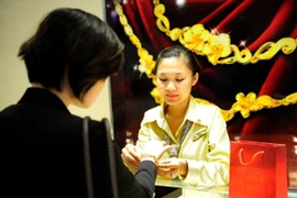 Giá vàng ngày 20-10: Giảm gần 150.000 đồng - đánh mất mốc 34 triệu đồng/lượng