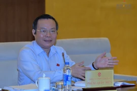 Tranh luận về đề xuất cho phép thảo luận tại Quốc hội tới 22h đêm