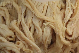 Kinh hoàng vỏ xúc xích, lạp sườn thối um