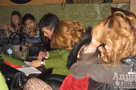 Hà Nội: Hàng chục cảnh sát vừa đột kích “động lắc” Pyramid