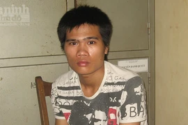 Tung chân đạp chết vợ đang mang thai 6 tháng