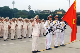 CAQ Hoàng Mai: Báo công dâng Bác kính yêu
