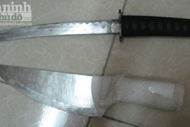 Găm ma túy “đá”, thủ dao chọc tiết lợn… phòng thân