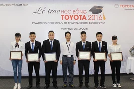 Toyota Việt Nam trao học bổng cho 115 sinh viên suất sắc