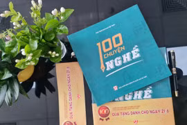 “100 chuyện nghề" hành trình của một dân tộc qua góc nhìn báo chí