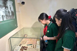 Lần đầu tiên, mở cửa di tích Hầm cơ yếu-Bộ Tổng Tham mưu đón khách thăm quan 