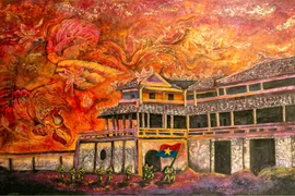 Triển lãm tranh sơn mài khổ lớn "Mùa xuân Độc lập" của họa sĩ Chu Nhật Quang