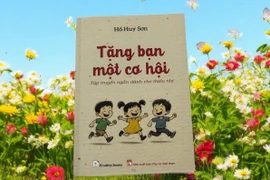 Mùa hè mát lành nuôi trẻ con tập lớn
