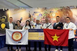 Việt Nam vô địch cuộc thi bánh ngọt và bánh mì quốc tế