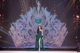Lộ diện vương miện Hoa Hậu Hoà bình Việt Nam 2025