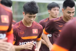 Công Phượng “đứng ngoài cuộc vui” ở buổi tập của U23 Việt Nam