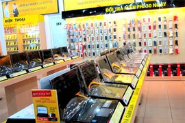 Thế giới di động cài đặt sẵn windows 8.1 và Microsoft Office bản quyền