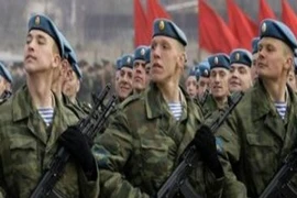 Nga mạnh tay chi cho ngân sách quốc phòng năm 2015 