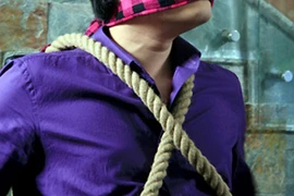 Mất máy tính đòi bạn bồi thường xe máy