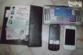 Cặp đôi bất hảo, một giờ gây ra 4 vụ trộm trên xe buýt