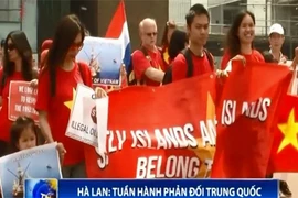 Cộng đồng người Việt Nam tại Hà Lan tiếp tục tuần hành phản đối Trung Quốc