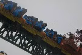 Mắc kẹt trong trò chơi cảm giác mạnh