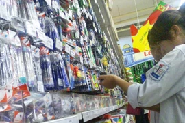 Đồ dùng học tập Việt giành ưu thế