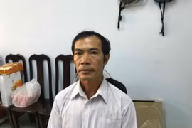 Nghi can sát hại người tình trong khách sạn để cướp tài sản vừa ra đầu thú