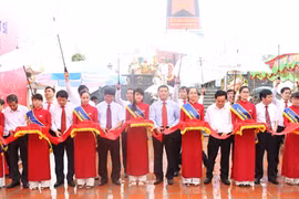 VietinBank bàn giao công trình cải tạo nghĩa trang liệt sỹ tại Hưng Yên