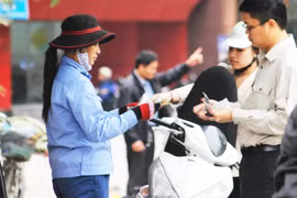 Bộ Tài chính yêu cầu không tăng giá xăng