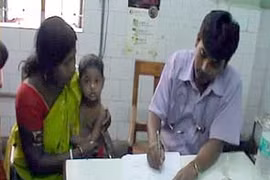 Sốc: 114 trẻ em bị cho uống nhầm vắc-xin