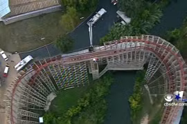 Một phụ nữ văng khỏi cabin tàu lượn siêu tốc chết tại chỗ