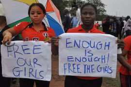 Nigeria: 223 nữ sinh bị bắt cóc phục vụ nhu cầu tình dục?