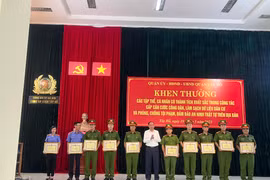 Công an quận Tây Hồ hoàn thành cấp căn cước công dân và định danh điện tử