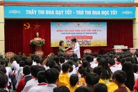 Để môi trường học đường không ma túy và thuốc lá điện tử
