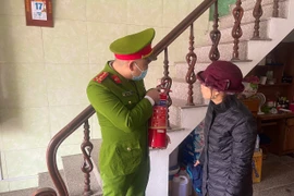 CAH Mỹ Đức hướng dẫn nhân dân phòng cháy trước thềm Lễ hội Chùa Hương