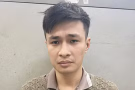 Túng tiền, con làm theo kịch bản của kẻ xấu tống tiền bố mẹ