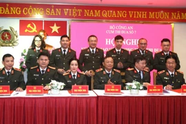 Phấn đấu giành Cờ thi đua Chính phủ