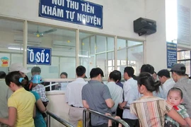 Từ 1-7 tới, giá dịch vụ y tế sẽ tăng gấp đôi