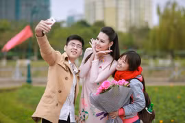 Ngắm nhan sắc rạng ngời của Hoa hậu Biển Thùy Trang 