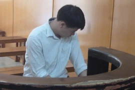 Vào quán hát Karaoke “chôm” 50 triệu đồng của chủ quán