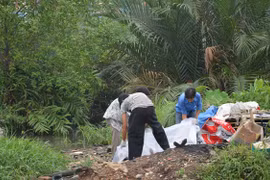 Phát hiện thi thể phụ nữ trôi sông, cổ có vết cắt, nghi bị giết