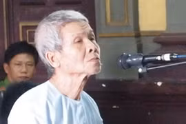 "Dê già" 71 tuổi hại đời bé gái có thai, còn ghi nhật kí hành vi đồi bại