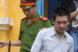 "Yêu râu xanh" dụ dỗ trẻ thiểu năng "quan hệ" ngoài nghĩa địa