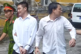 Tự xưng là cán bộ thanh tra xây dựng, dọa nạt vòi vĩnh tiền của dân