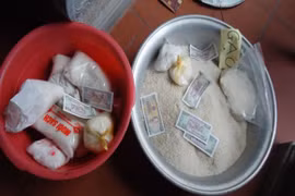 Lừa chủ quán ăn cúng giải hạn để chuốc thuốc mê, cướp tài sản