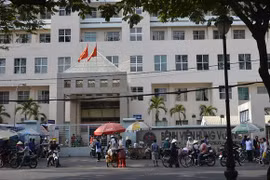 NÓNG: Vừa tìm thấy đứa trẻ 1 ngày tuổi bị bắt cóc trong bệnh viện