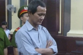 Cha đâm chết con vì tội suốt ngày rượu chè