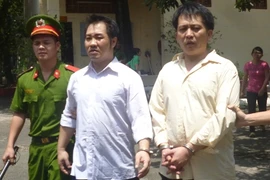 Tiếp viên nhí doạ phải trả 100 triệu đồng, vẫn bị nam thanh niên cưỡng bức 