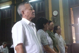 Vụ tham nhũng ở Cty Vifon: Bộ Công Thương vẫn vắng mặt, không yêu cầu bồi thường