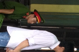 "Chôm" xe SH giữa ban ngày, hai tên trộm bị người dân “tóm gọn” 